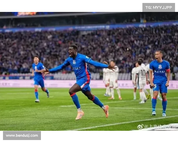 大连英博战绩回顾 聚焦上海申花对决战术分析与关键表现